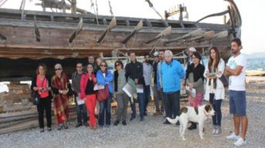 Marsilyalı Sanat&ccedil;ılar Limantepe Kazı Alanını Ziyaret Etti