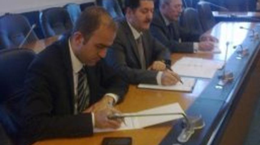 Kinay, &Ouml;zelleştirme Dairesi Heyetini Kabul Etti