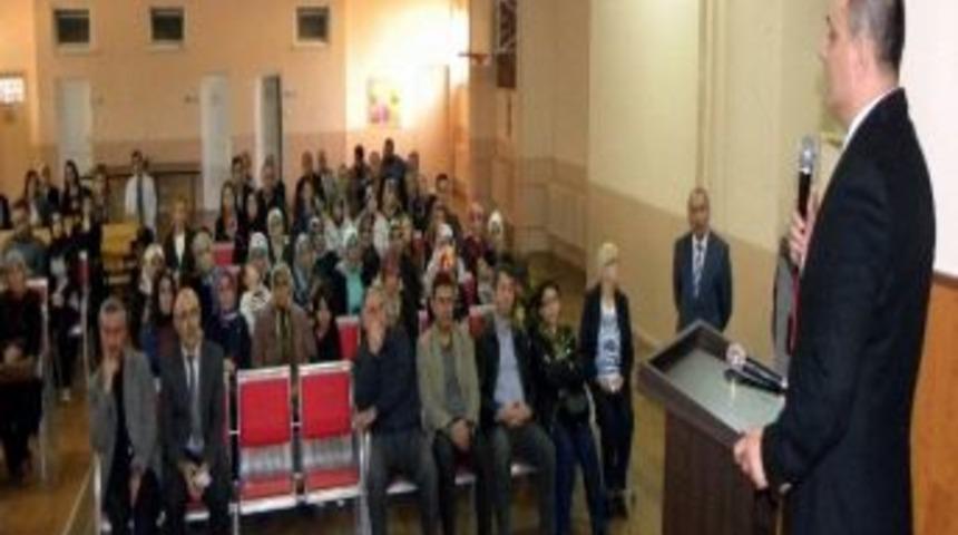 Velilere Yeni Eğitim Sistemi Anlatıldı