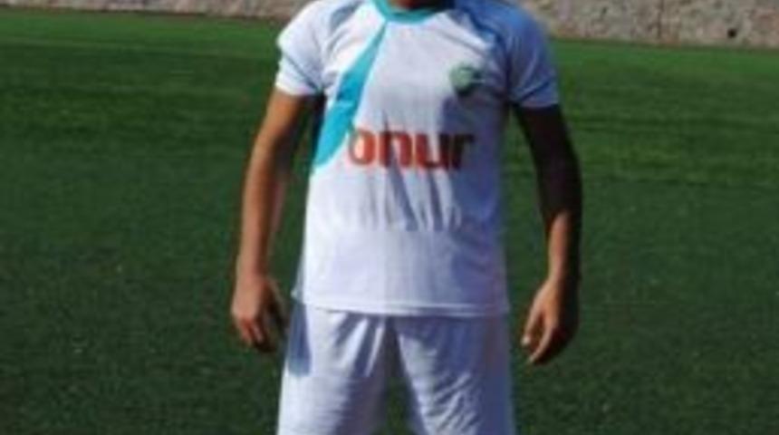 Futbolcu &Ccedil;ildan: "&rsquo;futbolu Ailem İ&ccedil;in Oynuyorum&rsquo;&rsquo;