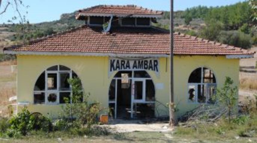 Recep İvedik'in Karaambar Kamyoncular Derneği Kapandı