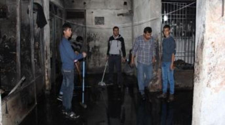 Yangın Sonrası Temizlik Başladı