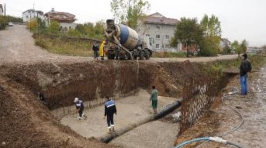 Başiskele Belediyesi K&ouml;rfez Mahallesine K&ouml;pr&uuml; Yapıyor