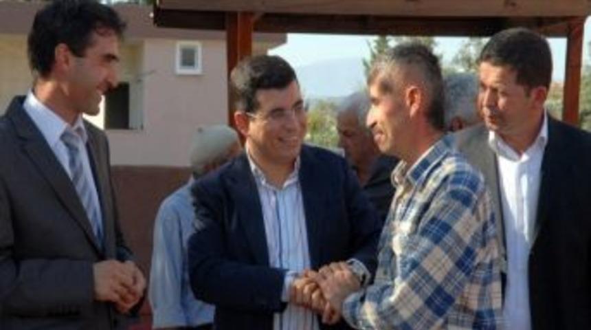 Başkan T&uuml;t&uuml;nc&uuml; Altıayak Mahallesi&rsquo;ni Ziyaret Etti