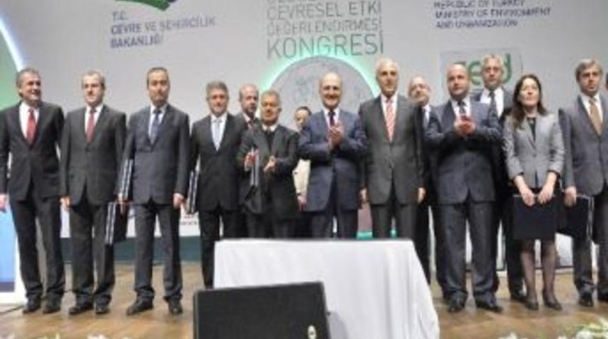 Bakan Bayraktar: "avrupalı Muhataplarımızın D&uuml;şt&uuml;ğ&uuml; Hatalara D&uuml;şmeyeceğiz"