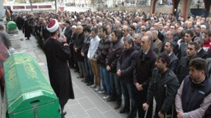 İntihar Eden Polis Memuru Toprağa Verildi