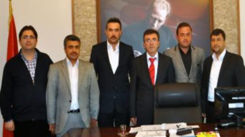 MAKİAD Inşaat Komitesinden Vali Yardımcısı Kurnaz&rsquo;a Ziyaret