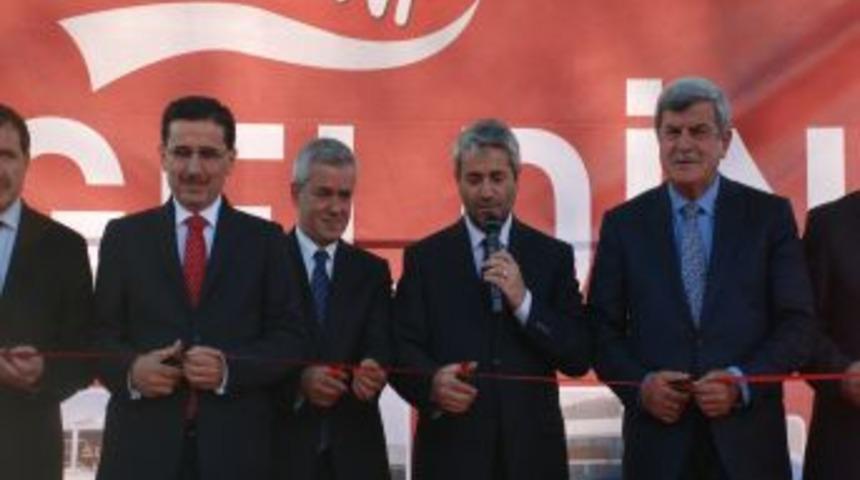 Bakan Erg&uuml;n: Milleti Arkasına Almayan Hi&ccedil;bir G&uuml;&ccedil; Başarılı Olmaz