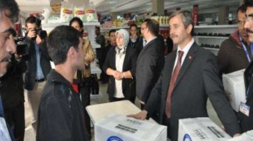 Şahinbey Belediyesi &Ccedil;&ouml;lyak Hastalarına Glutensiz Un Dağıttı