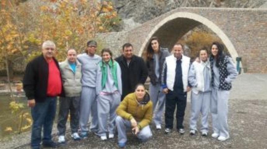 Ceyhan Belediyespor Ankara&rsquo;ya Gitti