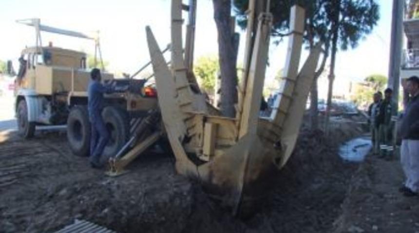 Burhaniye’de Yol Çalışmaları