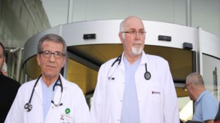 Ersun Yanal'ın Kalp Damarlarına Stent Takıldı