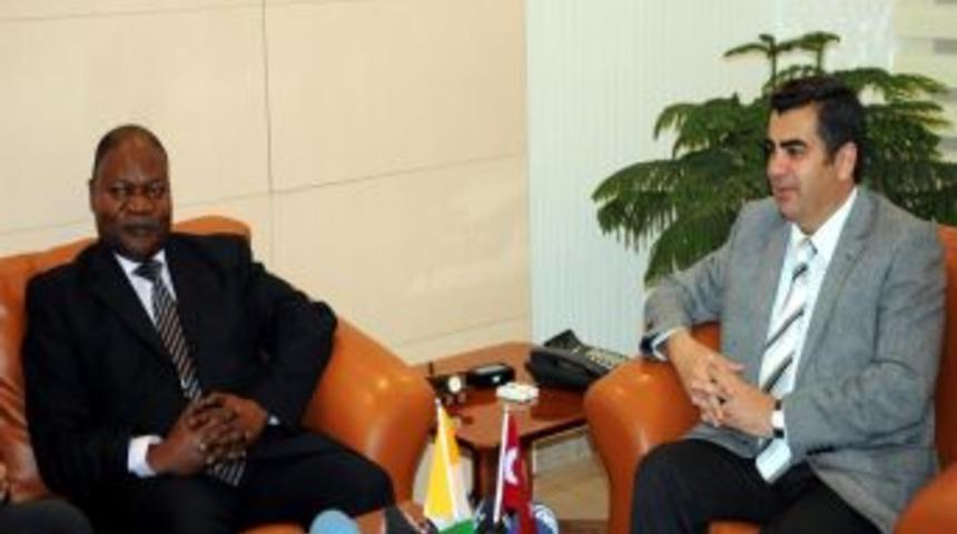 Fildişi Sahili'nin Ankara B&uuml;y&uuml;kel&ccedil;isi Atta, Kayseri'de