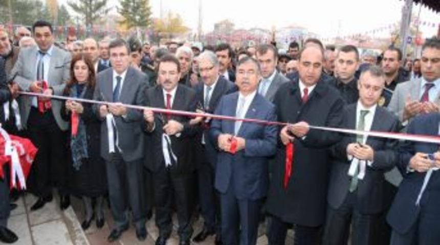 Somuncu Baba K&uuml;lliyesi Bakan Yılmaz Tarafından Dualarla Hizmete A&ccedil;ıldı