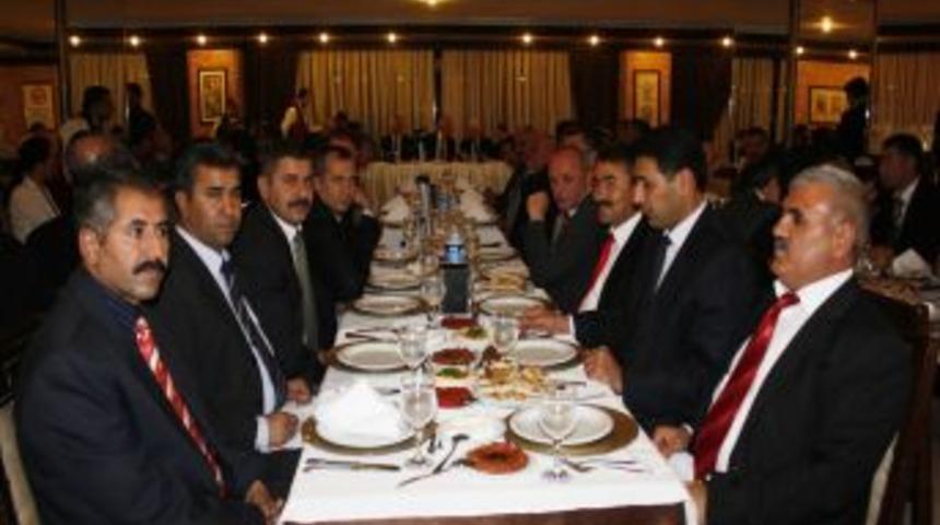 Hatay Polisi, Semavi Dinin Temsilcileri Ile Yemekte Buluştu