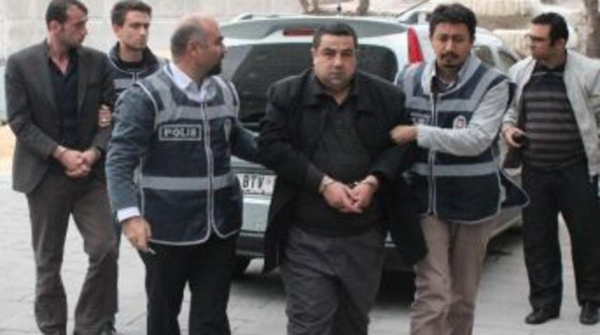 Sanal Polis Sanal Dolandırıcıları Yakaladı
