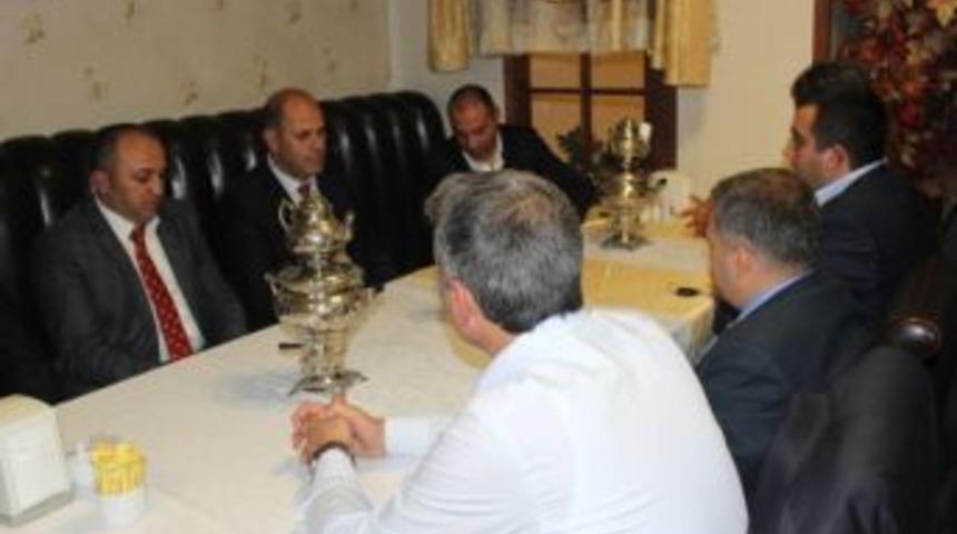 KIA katılımcılarına iş adamından  yemek