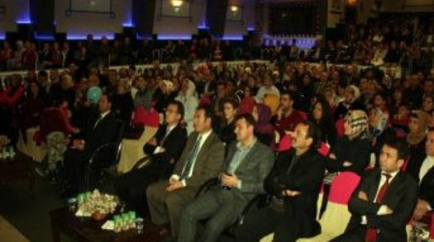 D&uuml;zce İsmetpaşa Ortaokulu Velilerine Seminer