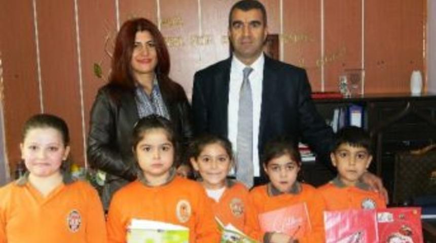 &Ouml;demiş Milli Eğitim M&uuml;d&uuml;r&uuml; Cevdet &Uuml;nl&uuml;, Zafer&rsquo;li &Ouml;ğrencileri Ağırladı