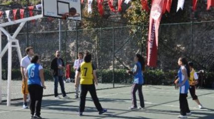 Geleceğin Basketbolcuları Fatih&rsquo;te Buluştu