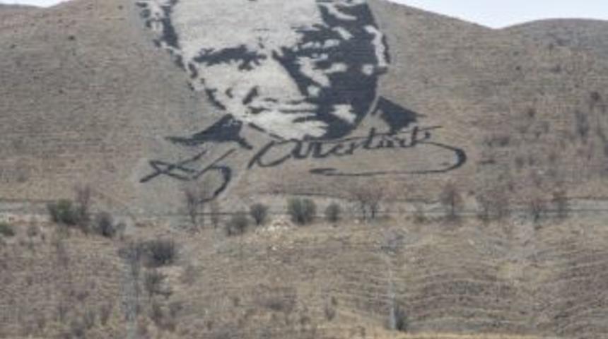 7 Bin 500 Metrekarelik Atat&uuml;rk Portresi 31 Yıldır Uzaydan G&ouml;r&uuml;l&uuml;yor