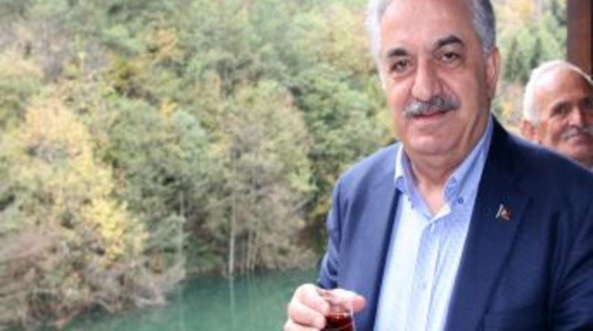 Bakan Yazıcı: Ortak Değerler &Uuml;zerinden Siyaset Yapmamalıyız