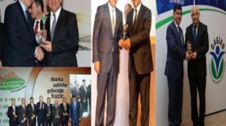 &Uuml;&ccedil; &Ouml;d&uuml;ll&uuml; Proje &lsquo;m&ouml;p&rsquo;