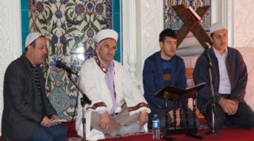 DENK&Ouml;YDER Hz. H&uuml;seyin  I&ccedil;in Mevlit Okuttu