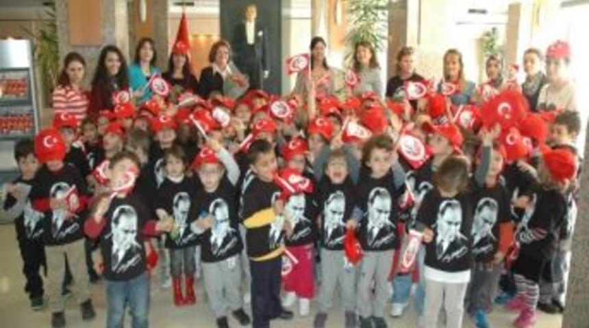 Minikler Ebso'da Ata'yı Andı