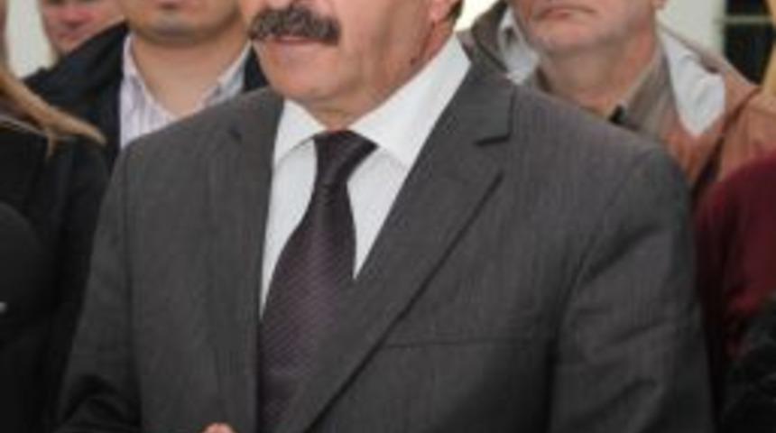 Bursa Barosu Baskın Yapılan ‘öğrenci Evi’ Mağdurlarına Destek Verecek