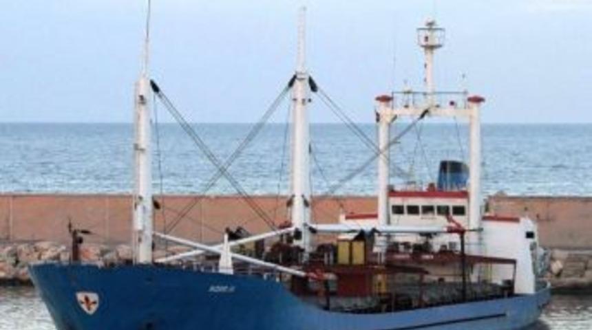 Yük Gemisinden Cephanelik Çıktı