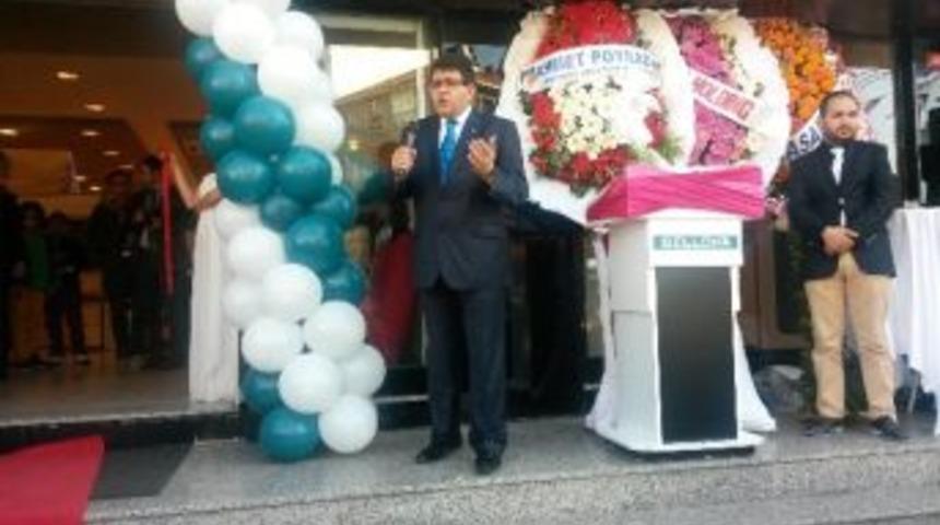 Bellona Bir G&uuml;nde 2 Mağaza A&ccedil;tı