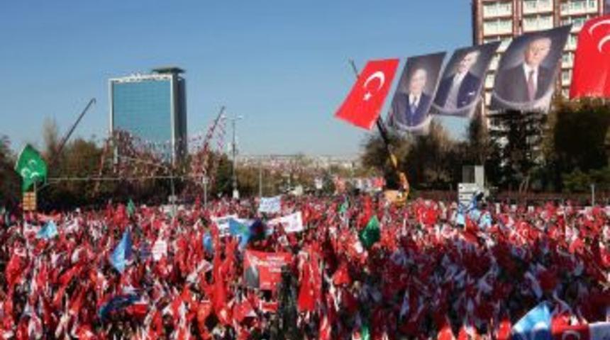 Bah&ccedil;eli: Başbakan Gezi Parkı'nın Acısını &Ccedil;ıkarmak I&ccedil;in Her Şeyi Yapıyor