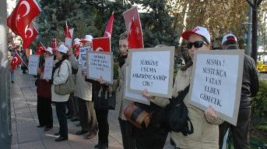 Vardiya Bizde Platformu &Uuml;yelerinin Balyoz Davası Tepkisi