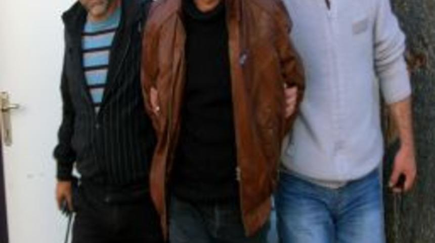 K&uuml;tahya'daki 'keserli' Cinayet: Katil Zanlısı Yakalandı