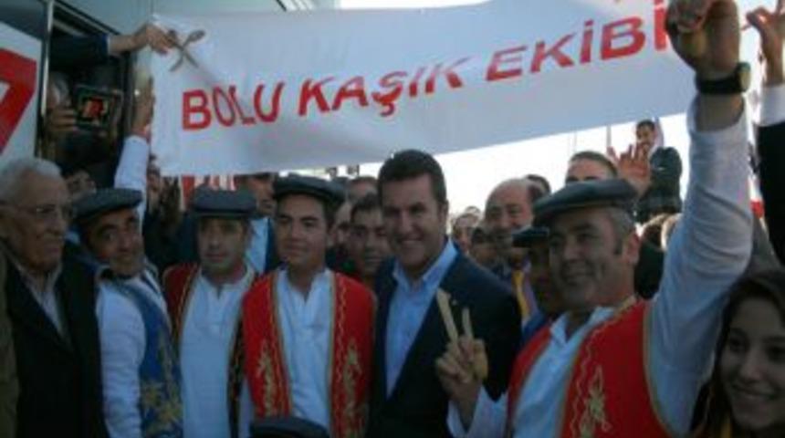 Sarıg&uuml;l: İstanbul Bize Biz Ona Hasretiz