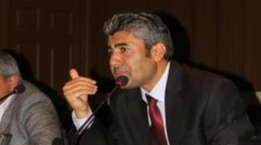 Prof. K&ouml;se: G&uuml;ndelik Yaşamın Her Alanı &lsquo;Işıktan Bir Duvar&rsquo; Haline Geliyor