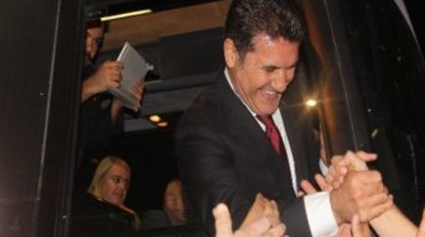 Chp Rozeti Takan Sarıg&uuml;l'&uuml;n İlk Durağı Kocaeli Oldu