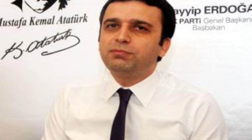 Ulu &Ouml;nder Atat&uuml;rk&acute;&uuml;n &Ouml;l&uuml;m&uuml;n&uuml;n 75. Yılı