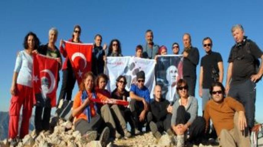 Bin 651 Metrede Ata'yı Andılar