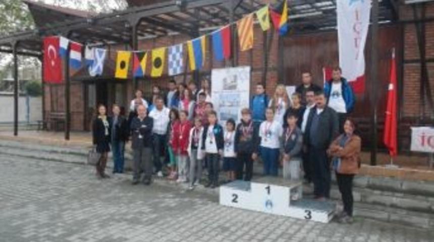 &Ccedil;anakkale&rsquo;de Atat&uuml;rk&rsquo;&uuml; Anma Kupası Yelken Yarışları Yapıldı