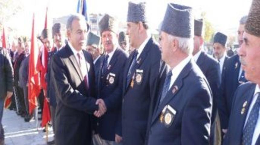 Ulu &Ouml;nder Atat&uuml;rk, Ebediyete İntikal Edişinin 75&rsquo;inci Yıld&ouml;n&uuml;m&uuml;nde Anıldı