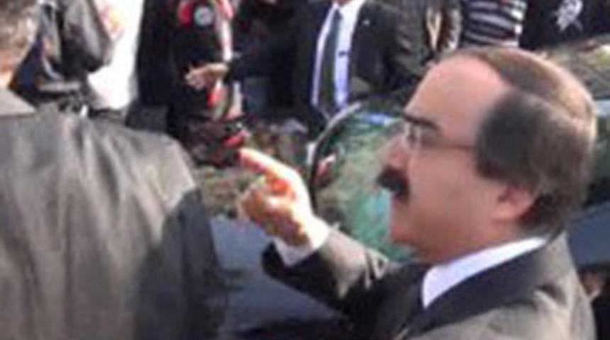 Adana'da olaylı anma t&ouml;reni