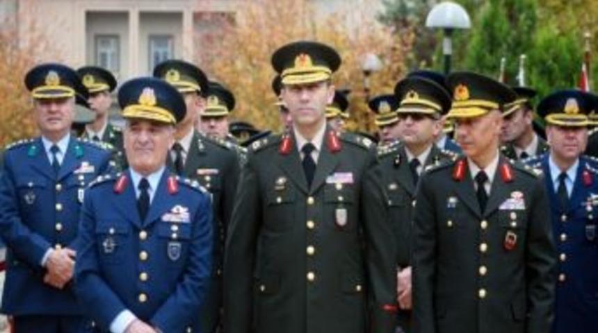 Atat&uuml;rk&rsquo;&uuml; Anma T&ouml;renlerine Baydemir Yine Katılmadı