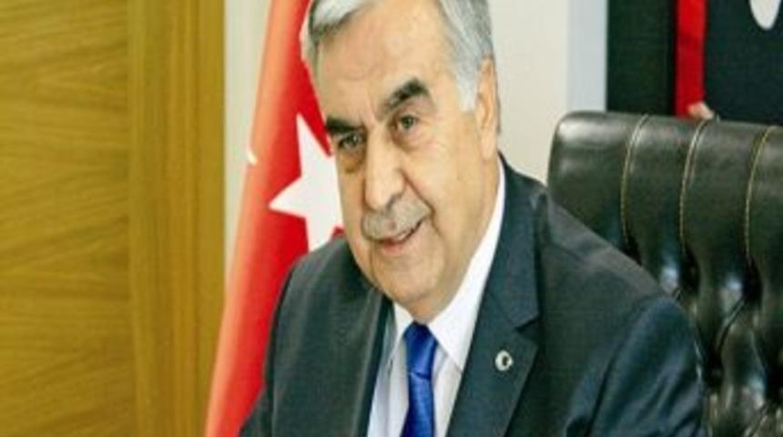 Akay, Atat&uuml;rk&rsquo;&uuml;n &Ouml;l&uuml;m Yıld&ouml;n&uuml;m&uuml; Nedeniyle A&ccedil;ıklama Yaptı