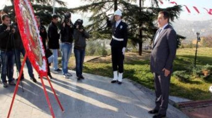 Karab&uuml;k, Atat&uuml;rk&rsquo;&uuml; Andı