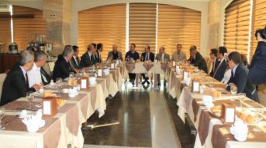 T&uuml;rkoğlu: D&ouml;rtyol Ve İskenderun Birlikte Kalkınmalı