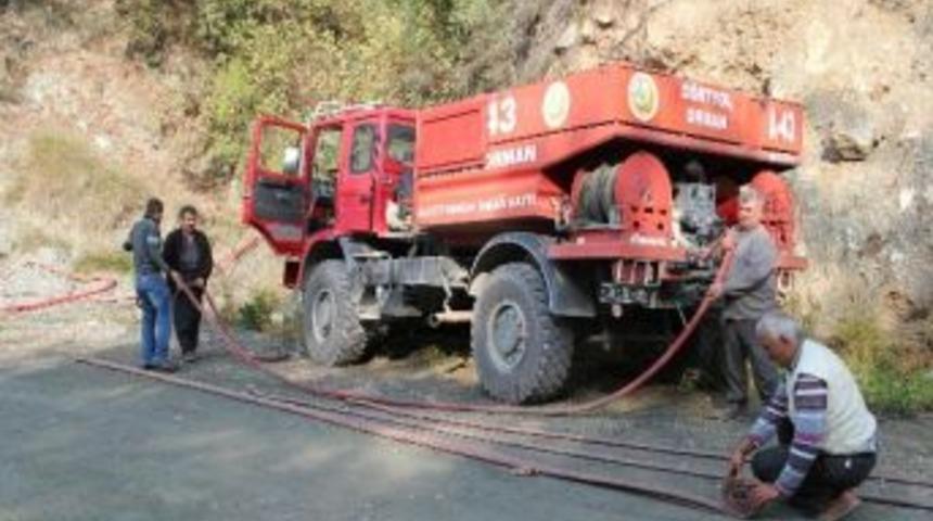 D&ouml;rtyol'da &Ccedil;ıkan Orman Yangını Kontrol Altına Alındı