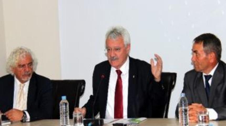 Mahalle Muhtarları İle &Ccedil;ankaya Belediye Başkanı B&uuml;lent Tanık Bir Araya Geldi