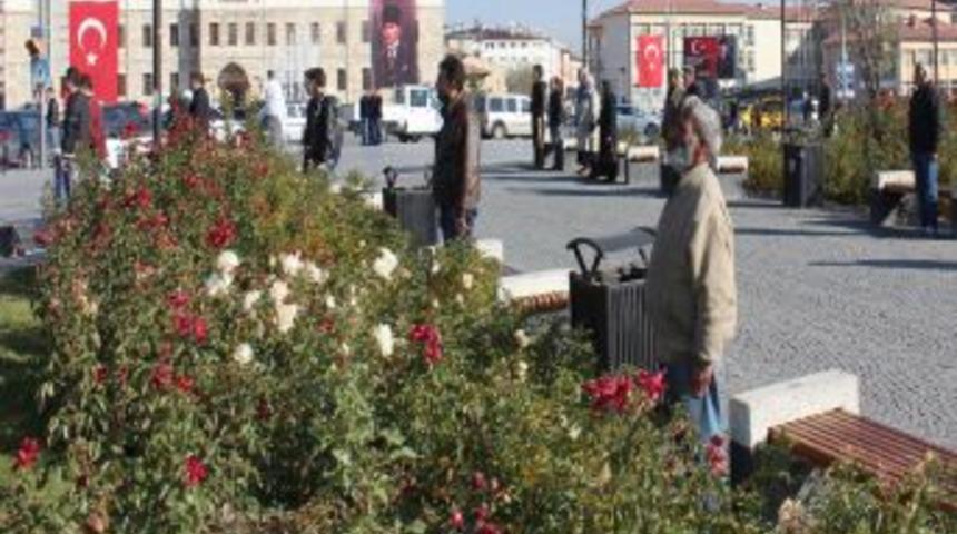 Sivas&rsquo;ta Atat&uuml;rk I&ccedil;in Anma Programı D&uuml;zenlendi